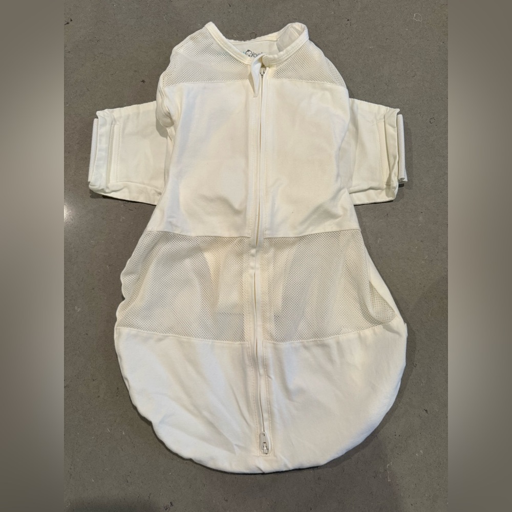 Snoo Sack size small never used